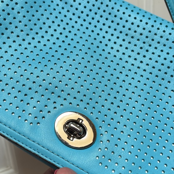 Coach legacy penny robin Blue Perforated Crossbody Bag GUC - Picture 12 of 15